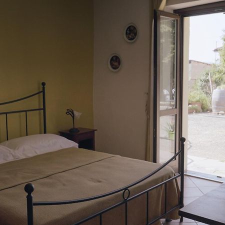 Casa Remussi Hotel Treiso Bagian luar foto